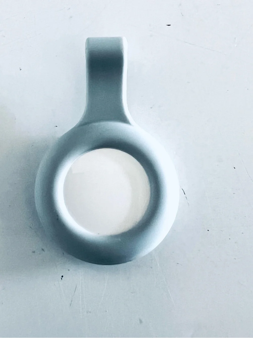 Apple AirTag in Light Blue Silicone Loop